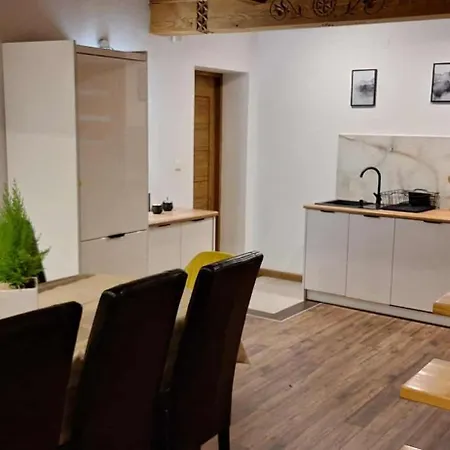 Privatunterkunft Borysek De Lux *